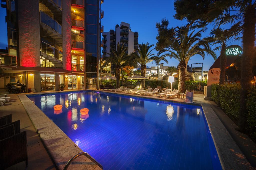 Hotel Doge Alba Adriatica Luaran gambar