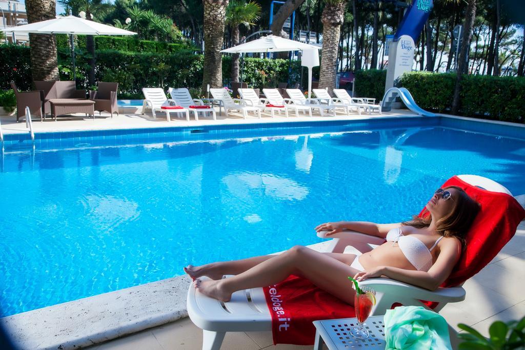 Hotel Doge Alba Adriatica Luaran gambar