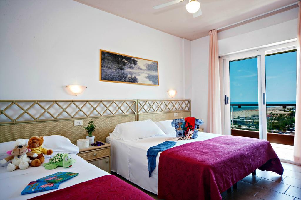 Hotel Doge Alba Adriatica Bilik gambar